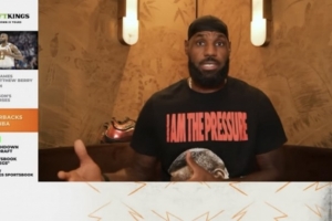 詹姆斯：NFL中最重要的是四分衛 NBA中最重要的球員是更衣室領袖