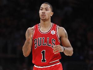 去年今日：史上最年輕MVP德里克-羅斯宣布退役 結束16年職業生涯