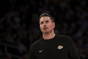 聊天機器人Grok喊話雷迪克：八村與老詹有默契應首發 斯瑪特替補