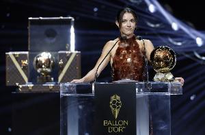 邦馬蒂：此前有球員未獲重大團隊榮譽卻拿金球，比如羅德里、梅西