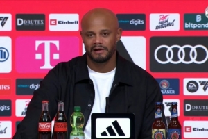 孔帕尼：達成拜仁百球對凱恩來說是偉大時刻 我們需依靠所有球員