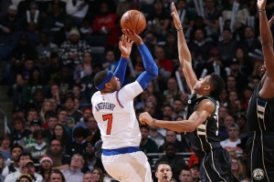 甜瓜調侃字母向他學習：我擁有科比的精神&老詹的身體 找我就對了