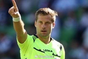 2025-26賽季亞冠精英聯賽 聯賽階段 廣島三箭vs上海海港 裁判信息