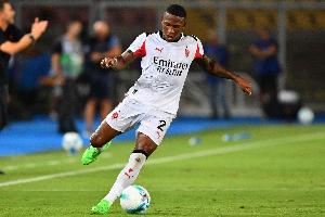 意媒報道，邁尼昂讓埃斯圖皮尼安掏錢？實為隊內懲罰機制，犯錯即被罰款。