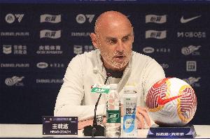 記者給穆斯卡特的臨場調度打了99分，并認為海港隊擁有顏駿凌和陳威兩位門將是球隊的一大福氣。