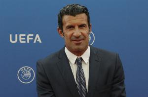 菲戈：巴薩戰巴黎堪稱歐冠決賽預演，亞馬爾與門德斯的對決堪稱世界級較量。