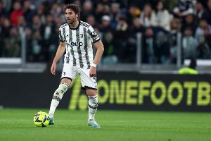 洛卡特利：角球處理在最后時刻不夠專注，中場休息時我們互相鼓勵。