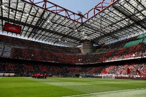 米蘭市官員：建新球場不拆圣西羅？兩座7萬人球場緊挨著有什么用