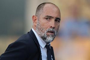 據《都靈體育報》報道，由于卡巴爾遭遇傷病，尤文圖斯在左路位置上人員告急，主帥圖多爾正面臨選擇替代者的難題。