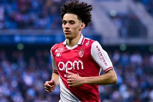 羅馬諾透露，國際米蘭從未嘗試簽下阿克利烏舍，目前他的轉會費已超5000萬歐元。