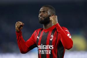 米蘭對陣尤文首發陣容展望：托莫里回歸首發，莫德里奇與拉比奧特搭檔中場。