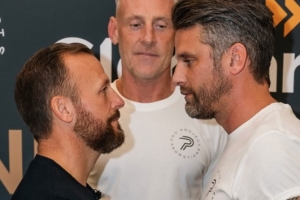 前阿森納門將操辦拳擊賽事，切爾西與熱刺傳奇球員上演對決