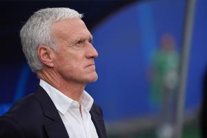 德尚：姆巴佩若無恙明日可登場，專注自身并尊重對手。