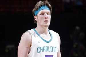 黃蜂主教練：克尼佩爾有強烈的進取心，他將在球隊中發揮重要作用。