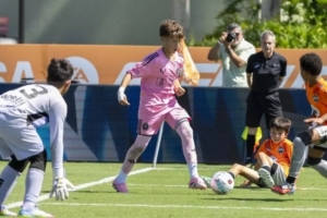 據《每體》報道，蘇亞雷斯的兒子本杰明表現出色，在西甲未來之星錦標賽中閃耀光芒。