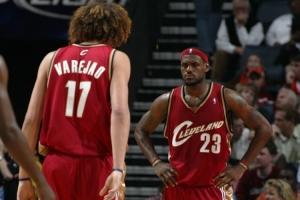 詹姆斯：新秀賽季我在騎士的角色很奇怪 當時打得不是贏球的籃球