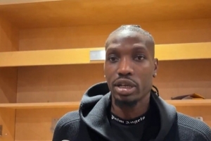 布歇：看到前猛龍隊友時深有感觸，暫停期間自己險些走到對方替補席。