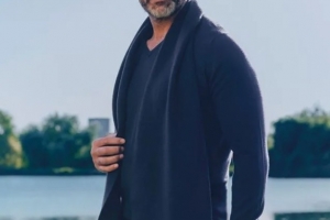 熱刺球迷對球隊推出的一款標價140英鎊的圍巾表示不滿，據《太陽報》報道。