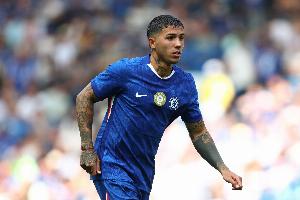 切爾西俱樂部希望恩佐的傷情并不嚴重，據《郵報》報道，其滑膜炎的恢復時間預計為幾周到幾天不等。