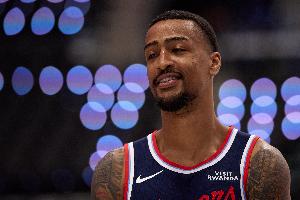 小卡：科林斯打4可以對位更高大球員 我們每個位置球員體型都不錯