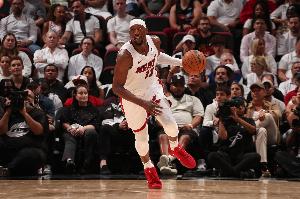 斯波：為預防阿德巴約右膝挫傷加重，未讓其回歸比賽。