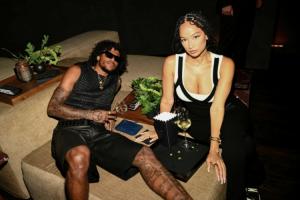 杰倫-格林中國賽兩場均未登場，據悉其在此期間腿傷復發。