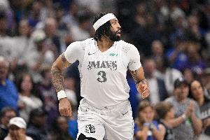 濃眉談季前賽：逐步融入球隊進攻體系，探尋個人進攻端的最佳定位。