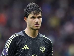 TA：曼聯門將拉門斯兒時曾是前鋒，因不喜歡跑步等原因改為門將