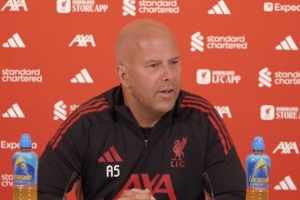 斯洛特：曼聯的開局比積分榜顯示的更好；我們三連敗的分差都很小