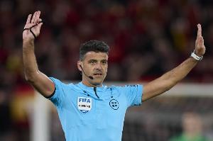 世體：希爾-曼薩諾執法巴薩對陣赫羅納的比賽