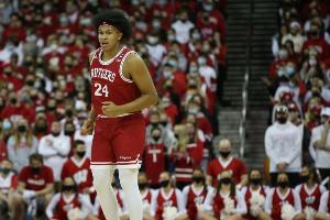 馬祖拉：羅恩-哈珀比之前棒太多了 和其他人一樣他有平等出場機會