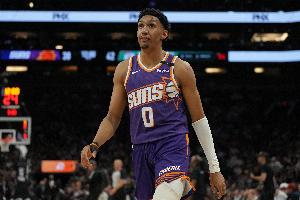 瑞安-鄧恩點評訓練強度：全員拼搏，狄龍頭上的傷就是最好的證明。