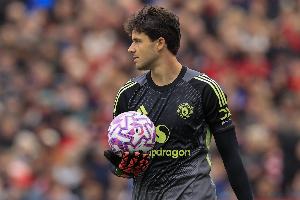 拉門斯兩戰貢獻8次撲救，穩固曼聯防線助球隊終結英超連敗。