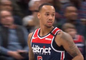 前NBA后衛沙巴茲-內皮爾在奇才擔任教練學徒，你還記得他嗎？