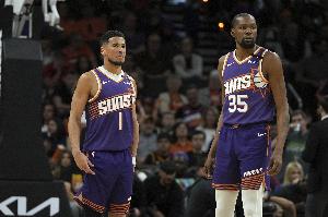 阿門打控衛？尼克-楊：發生在布克身上的事又來了 讓人強行打控衛