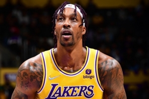 霍華德：有球員薪水僅兩周便耗盡，購入物品匪夷所思。