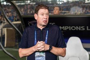 斯盧茨基：我們將以最強陣容迎戰首爾，米內羅確定入選名單。