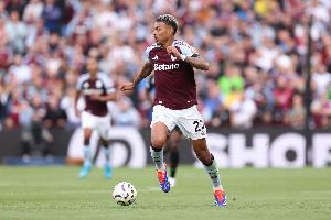 羅馬諾：維拉正推進與麥金-羅杰斯的續約工作，與羅杰斯的談判尚處早期階段。