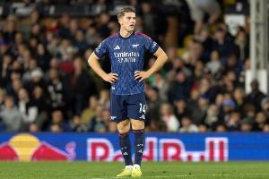 希勒：隊友應持續為約克雷斯多輸送炮彈，他梅開二度后將極大提升自信心。