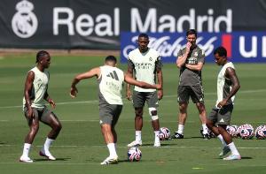 西甲海外賽計劃擱淺，皇馬內部為此歡欣鼓舞：此乃民眾的勝利。