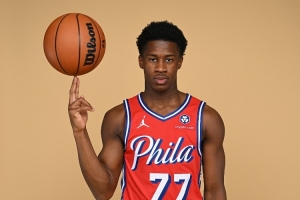 媒體人談埃奇庫姆：有時候積累天賦需要過程 有時候只需組三巨頭