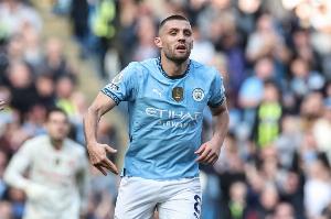 曼晚報道稱，羅德里與尼科-岡薩雷斯本周末的出戰情況存疑，科瓦契奇或將迎來首發機會。