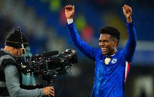 馬雷斯卡盛贊埃斯特旺天賦異稟，直言能執教他十分幸運。