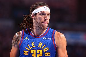 奧康盛贊戈登投籃進步顯著，其大學期間42%的罰球命中率正是其努力終獲回報的體現。