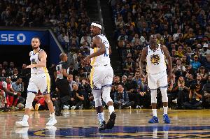 巴特勒談隊內氛圍：全隊面帶笑容互開玩笑 這才是籃球該有的樣子