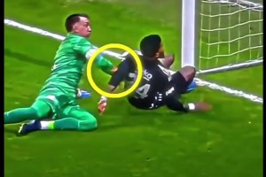 “救人一命！這一刻的門將太帥了”