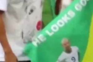 老婆顏值巔峰！這一吻讓理查利森愛上了現在的老婆