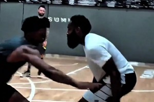 楊毅：在任何一個運動員比較中 都沒聽過本西可以和哈登相提并論