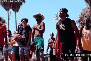 這身材真是太勁爆了！霍華德此前的街頭扣籃秀！