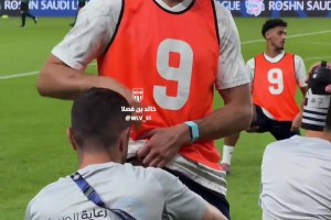 我也想摸摸摸！C羅賽前竟然有人專門按摩大腿肌肉